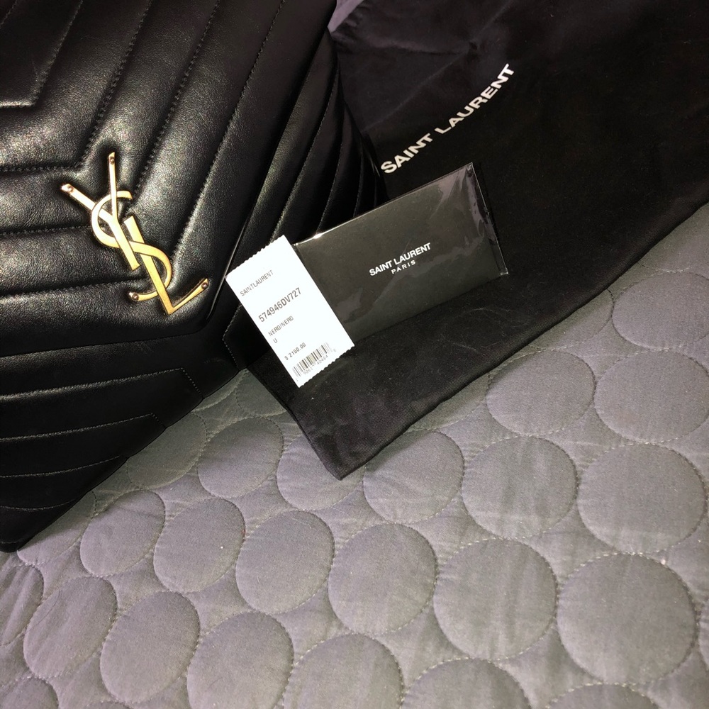 AUTHENTIC YSL Medium Loulou Matelassé Shoulder Bag - Picture 7 of 9